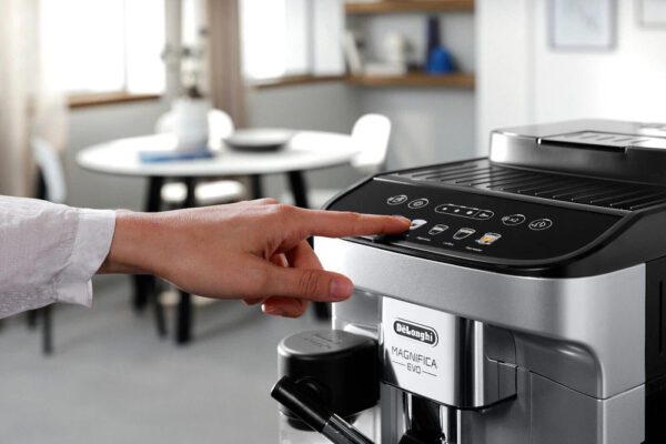 De'Longhi Bean to Cup Coffee Machine Magnifica Evo ECAM290.61.SB - - Image 6